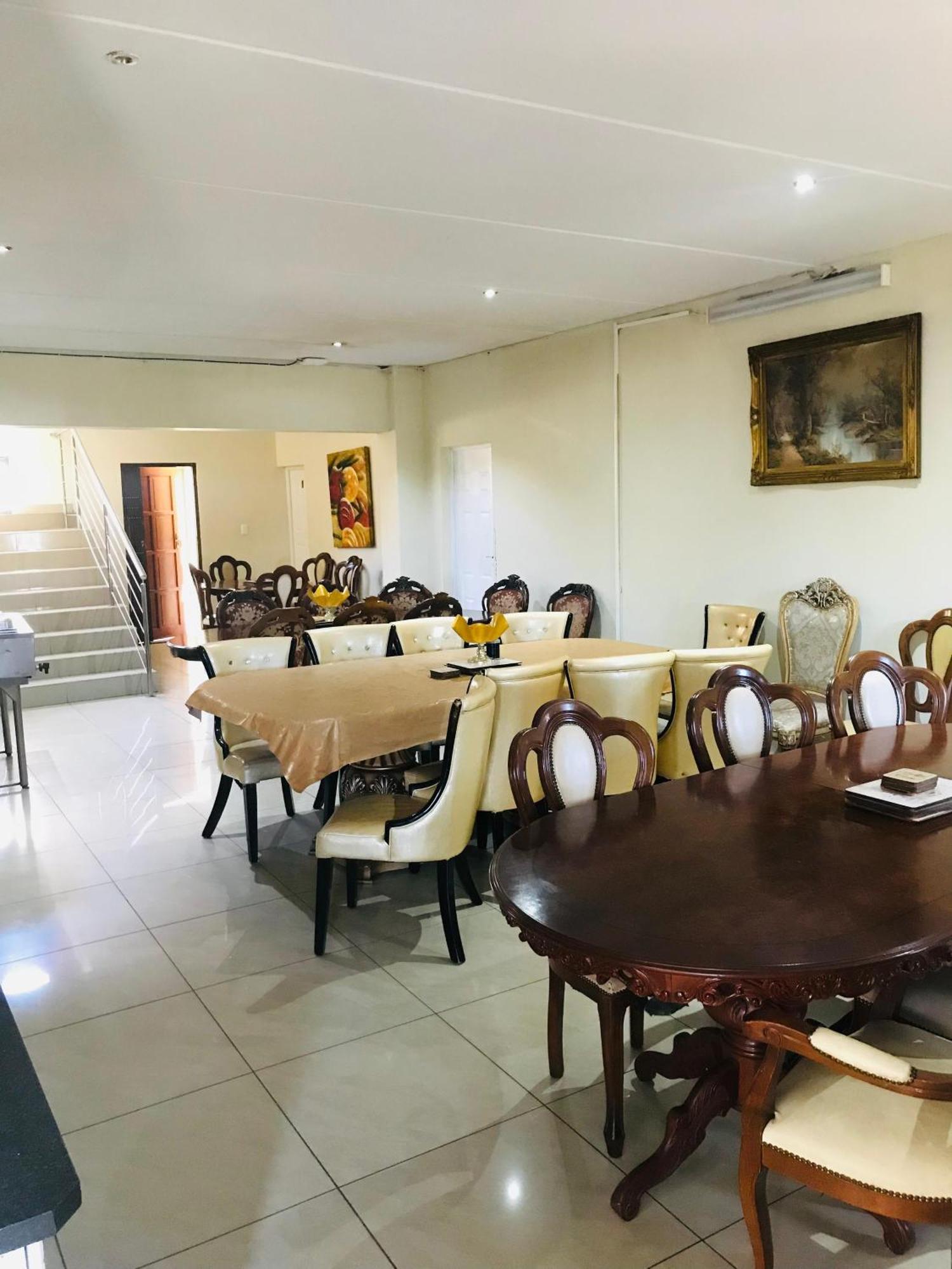 Sunset Bay Lodge Ист-Лондон Экстерьер фото